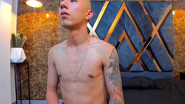 Justin Lakee online show from September 10, 11:47 pm