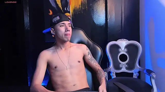 Justin Lakee online show from October 29, 11:18 pm