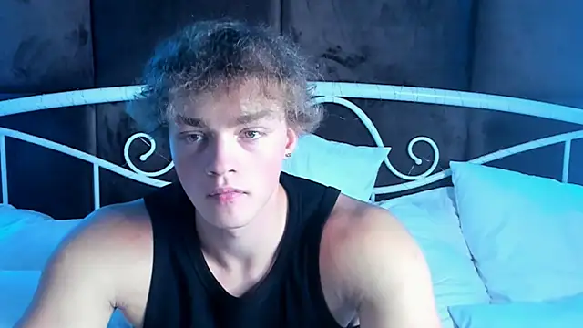 Snapshot of ChaseMuscular chatting on October 8, 4:11 pm ChaseMuscular online show from October 8, 4:11 pm