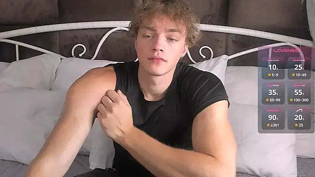 ChaseMuscular online show from November 8, 11:13 am