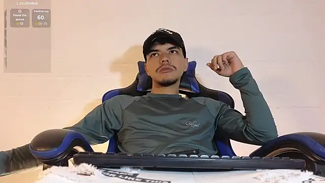 Snowlann online show from January 7, 3:44 am