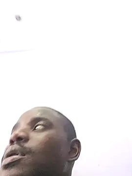 Snapshot of KwaneleK1 chatting on October 6, 8:41 am KwaneleK1 online show from October 6, 8:41 am