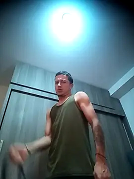 DebutingPathway online show from October 18, 4:45 pm