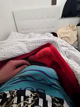 Yazaza1999 online show from January 10, 11:20 pm