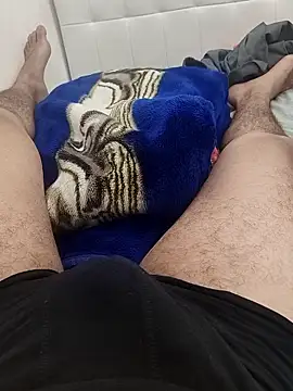 Snapshot of Yazaza1999 chatting on October 15, 2:24 pm Yazaza1999 online show from October 15, 2:24 pm