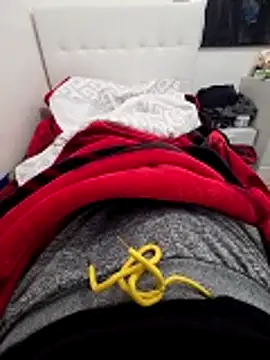 Yazaza1999 online show from December 18, 9:55 pm