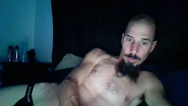 Snapshot of Ti-Pig chatting on September 11, 11:26 pm Ti-Pig online show from September 11, 11:26 pm