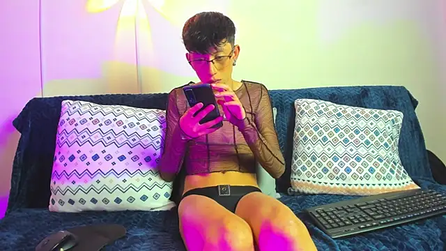 AndyMiller96 online show from September 15, 11:44 am