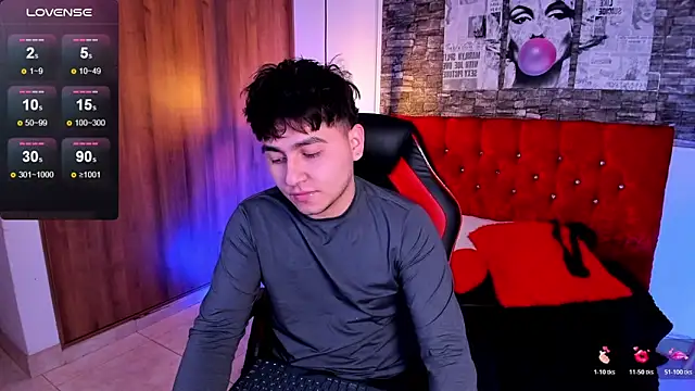 Nicolas James Sc online show from March 20, 2:54 pm