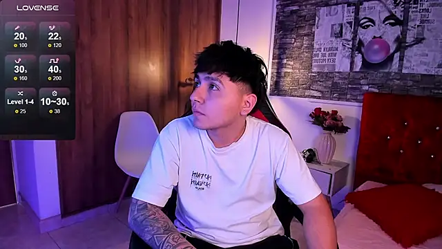 Nicolas James Sc online show from April 1, 2:03 pm