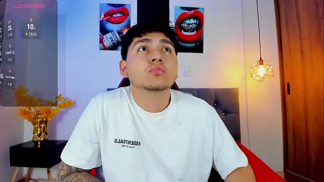 Nicolas James Sc online show from October 18, 12:54 pm