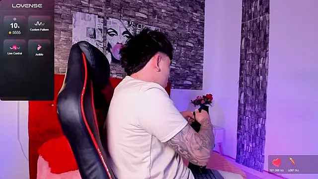 Nicolas James Sc online show from March 14, 2:02 pm