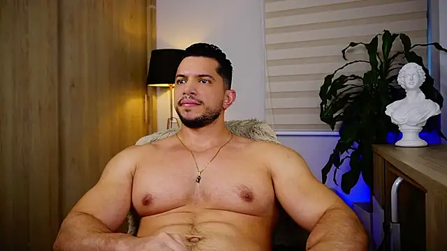 Erick Thompsonx online show from February 7, 9:31 pm