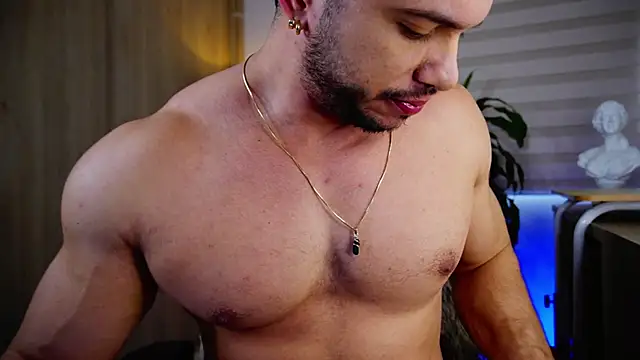 Erick Thompsonx online show from November 15, 3:36 pm