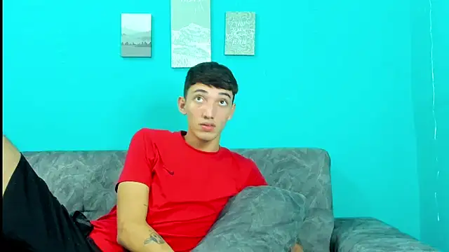 Maikol Ortiz online show from April 28, 7:29 pm