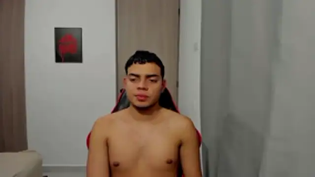 Snapshot of Axel-Latin-Boy chatting on October 19, 10:02 pm Axel-Latin-Boy online show from October 19, 10:02 pm