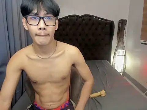 fucking hot2 online show from December 19, 2:41 am