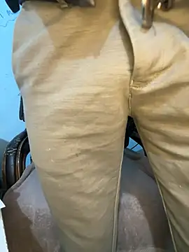 MeekBatgirl online show from February 1, 5:39 am