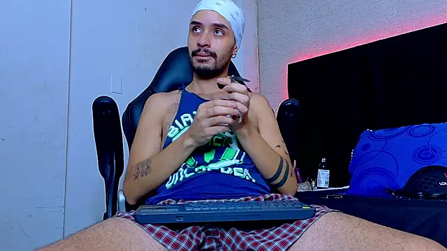 HairyDiamond  online show from October 20, 4:11 pm