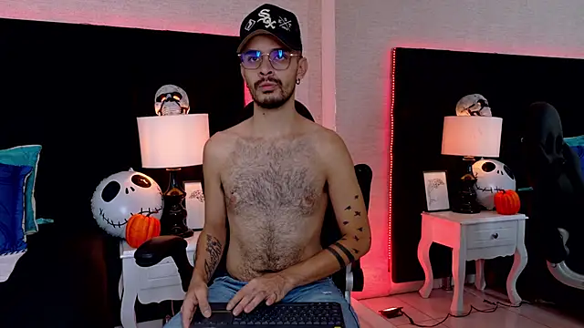 HairyDiamond  online show from October 17, 11:03 am