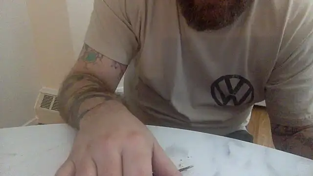 edger4lif3 online show from November 18, 8:34 pm