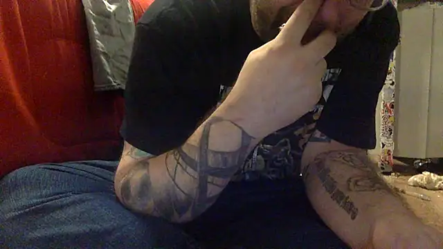 Snapshot of edger4lif3 chatting on September 11, 12:42 am edger4lif3 online show from September 11, 12:42 am