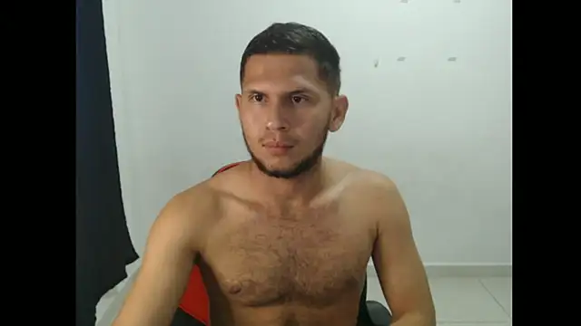 Snapshot of maik_135 chatting on September 28, 7:17 am maik 135 online show from September 28, 7:17 am