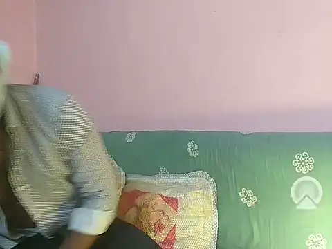 milkyseduce online show from September 17, 12:28 pm