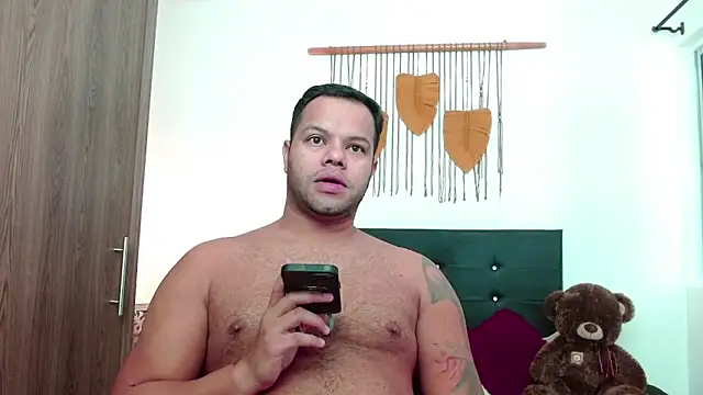Snapshot of BlakeAdamsHard chatting on October 14, 1:29 pm BlakeAdamsHard online show from October 14, 1:29 pm