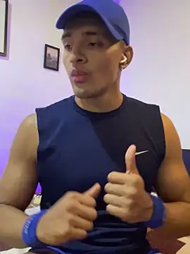 Snapshot of Smith_Fitness chatting on October 17, 3:27 pm Smith Fitness online show from October 17, 3:27 pm