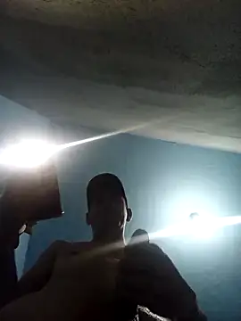 pauzao gostoso011 online show from April 28, 5:01 am