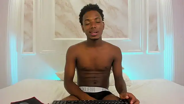 Snapshot of Amare_25 chatting on September 25, 9:57 pm Amare 25 online show from September 25, 9:57 pm