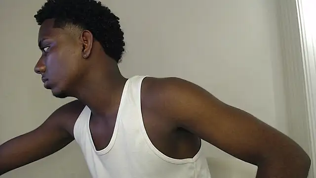 Amare 25 online show from October 29, 7:17 pm