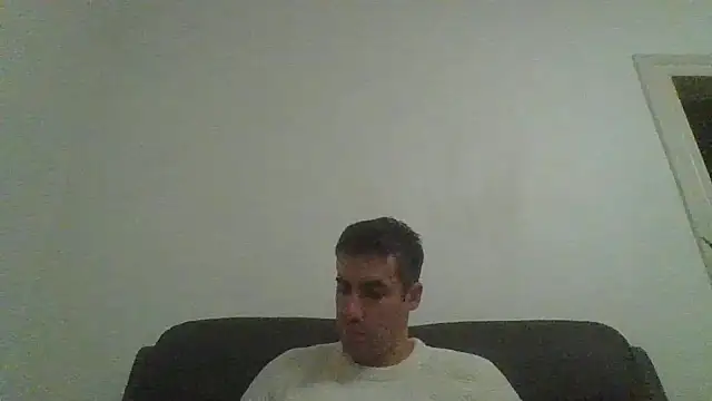 JulioIsHere4you online show from November 7, 8:12 pm