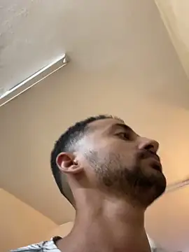 Hehjehjeqll online show from April 20, 9:50 pm