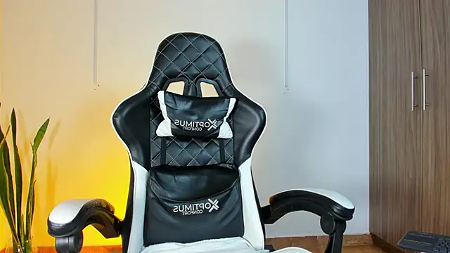 Jhors Silv online show from October 15, 12:07 am