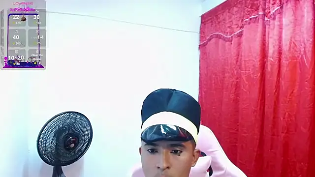 Snapshot of DayroDuran chatting on September 8, 6:40 pm DayroDuran online show from September 8, 6:40 pm