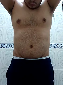 Alexboy022025 online show from April 10, 6:31 am