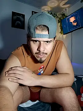 Snapshot of thiago_bos chatting on October 18, 4:12 pm thiago bos online show from October 18, 4:12 pm