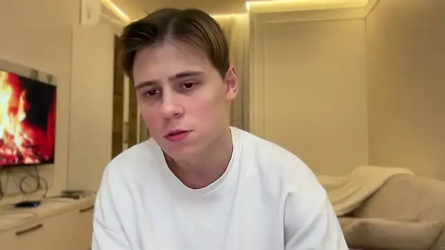 Snapshot of Tyler_Garner chatting on October 29, 2:20 pm Tyler Garner online show from October 29, 2:20 pm