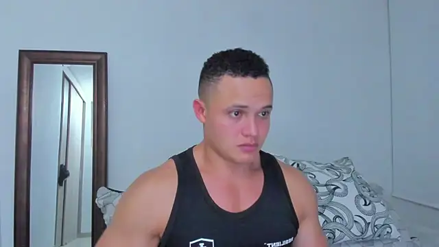 KingLevi01 online show from June 8, 1:39 am
