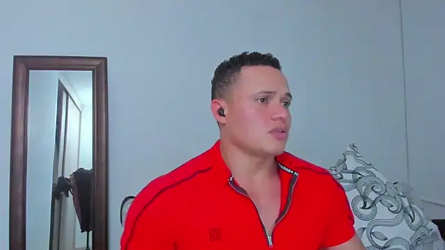 KingLevi01 online show from April 26, 12:41 am