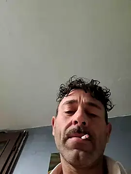 MatteoDom85 online show from November 1, 11:53 pm