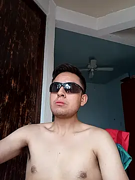 aczinovelez342 online show from January 10, 5:39 pm