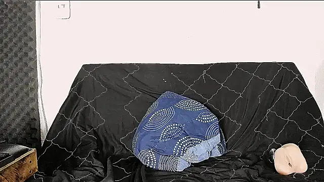 Roobin420 online show from October 30, 2:29 pm