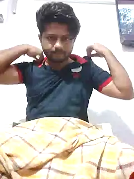 Snapshot of urhotboymeet chatting on October 15, 8:38 pm urhotboymeet online show from October 15, 8:38 pm