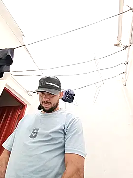 yeffito1 online show from March 23, 7:31 pm