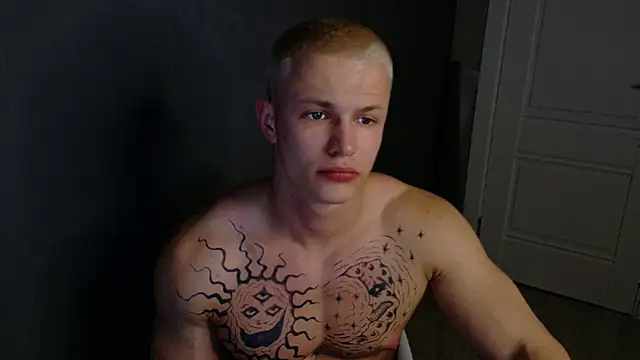 Snapshot of James__Noah chatting on October 9, 7:52 pm James Noah online show from October 9, 7:52 pm