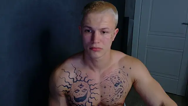 Snapshot of James__Noah chatting on October 10, 8:02 pm James Noah online show from October 10, 8:02 pm