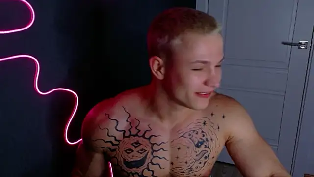 James  Noah online show from October 27, 10:12 pm